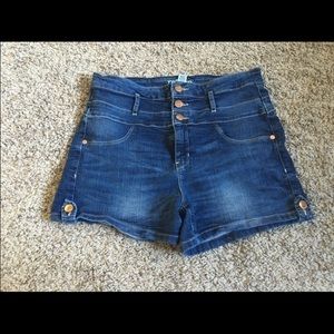 High waisted Shorts