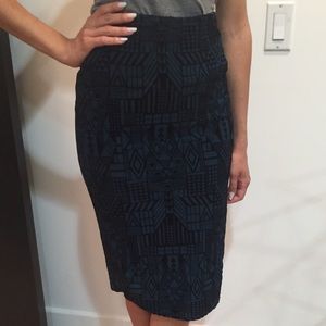 Large velvet green and black long skirt