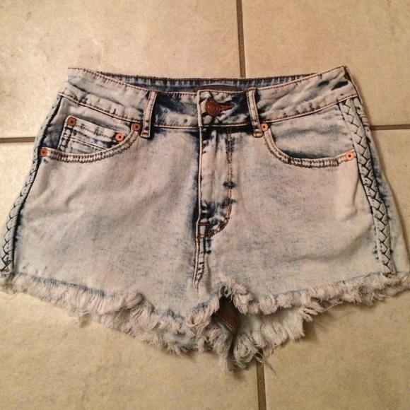 New Kendall&Kylie high waisted shorts 💖