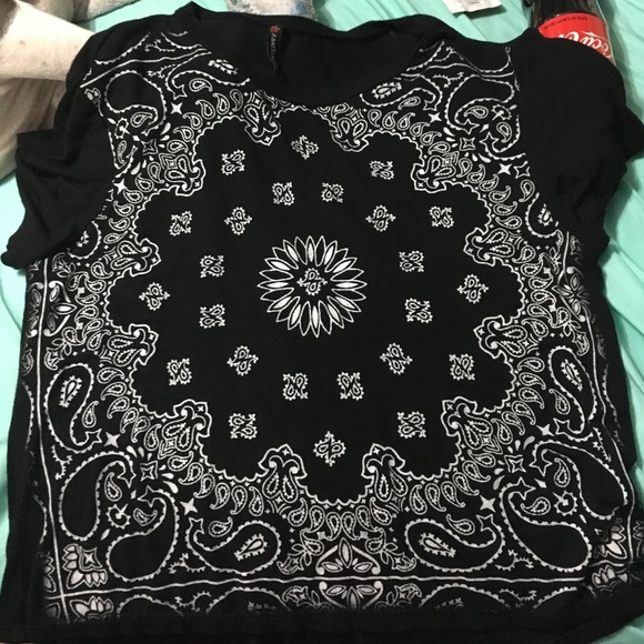 Black bandana shirt