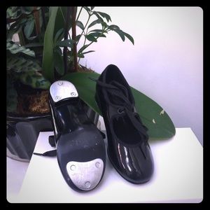 🌚GIRLS - Tap shoes