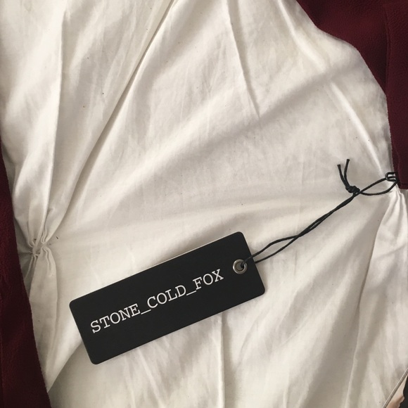 Stone Cold Fox Derek Dress - Picture 3 of 4