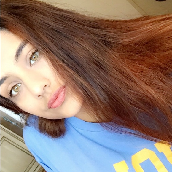 Meet your Posher, Nikita