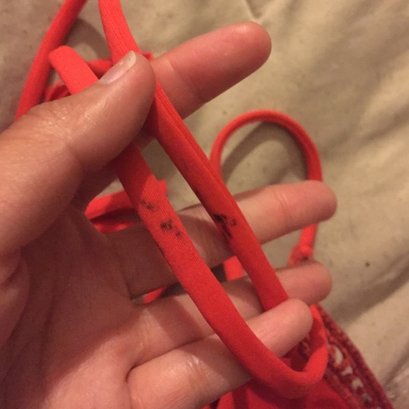 SOLD ❌ Acacia Andy top in Hibiscus - Picture 3 of 4