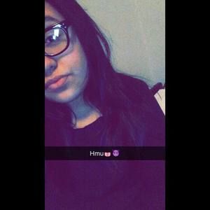 Meet your Posher, Sonia