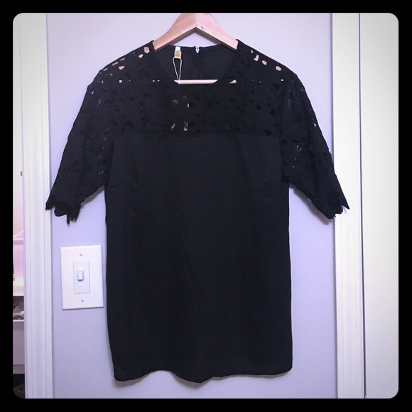 Never Worn Black Top Size L