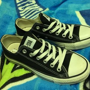 Hardly worn chucks !