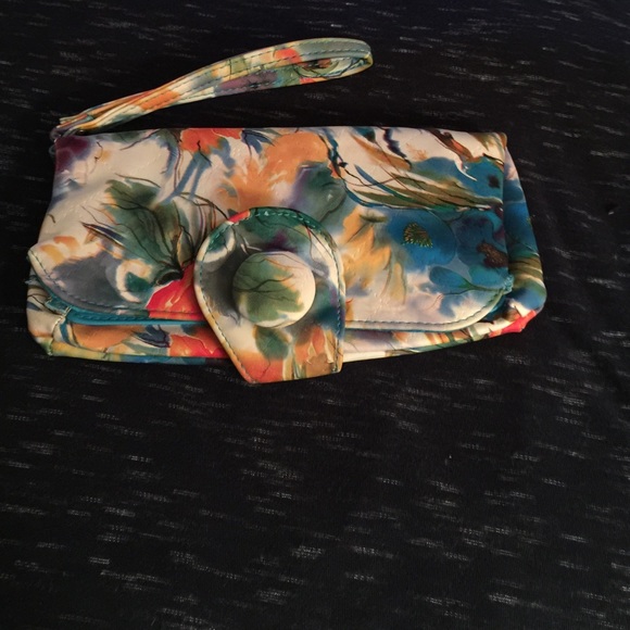 💥SALE💥Mundi  PVCFloral Wrstlt/Wallet with Mirror