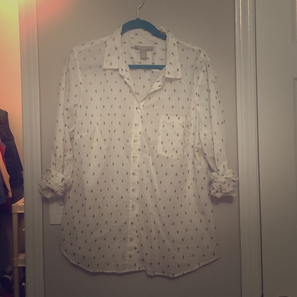 SOLD Never Worn Banana Republic Button Down