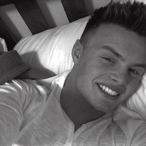 Meet your Posher, Julian