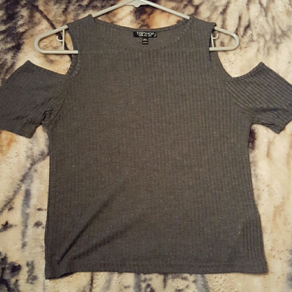 Cold shoulder top