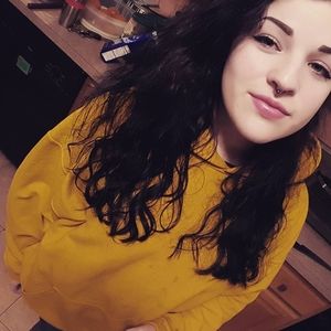 Meet your Posher, Márya