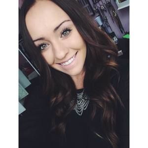 Meet your Posher, Andrea