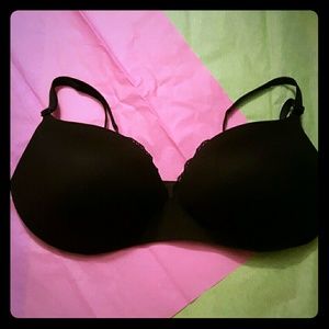 Victoria's Secret Wireless Plunge Push-up Bra
