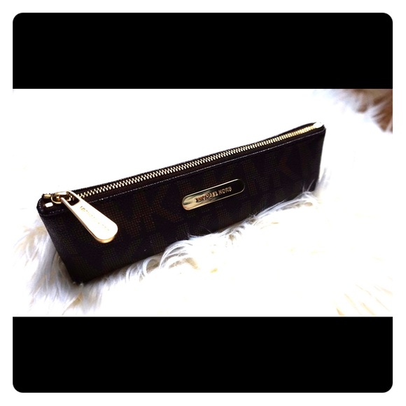 Michael Kors pencil / makeup case
