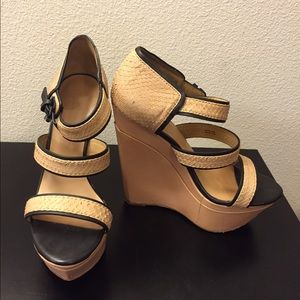 L.A.M.B wedges