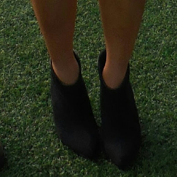 For buyer of Carlos Santana boots