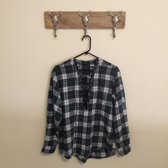 🚫Sold🚫🌵Custom Made Vintage Lace Up Flannel - Picture 2 of 4