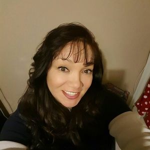 Meet your Posher, Jacqueline