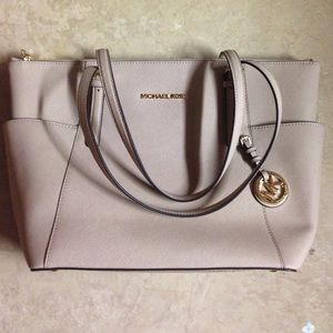 Michael Kors tote blush