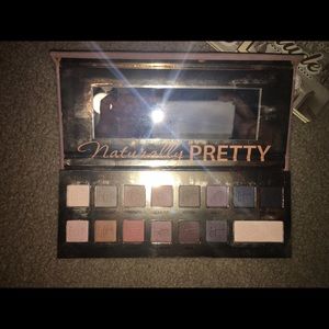 It Cosmetics Palette : BRAND NEW