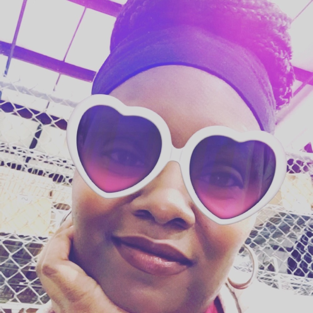 Meet your Posher, Dinna