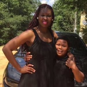 Meet your Posher, Tosha