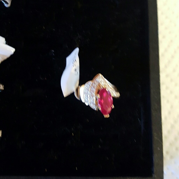 Ruby Gold Ring