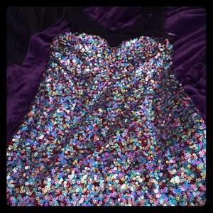Colorful all over sequin dress!!!😍😍😍