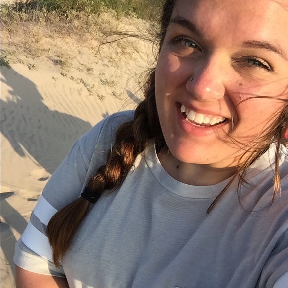 Meet your Posher, Megan - Picture 1 of 1