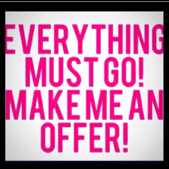SALE! Everything in my closet $10 or less!