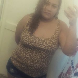 Meet your Posher, Kathia