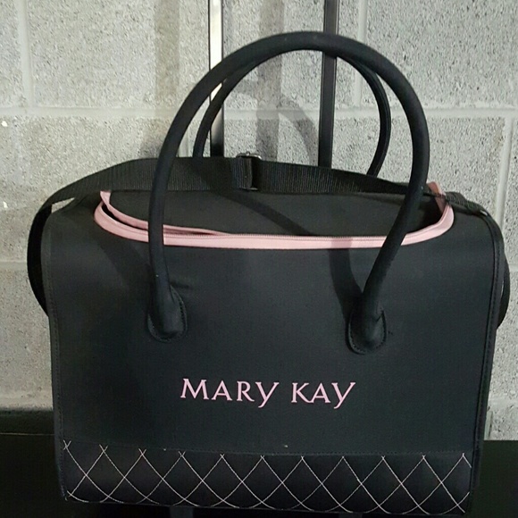 Mary Kay rolling tote