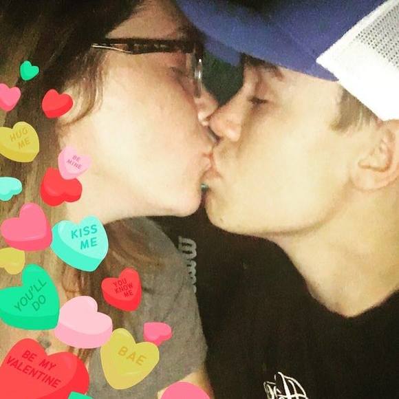 Meet your Posher, Taylor - Picture 1 of 1