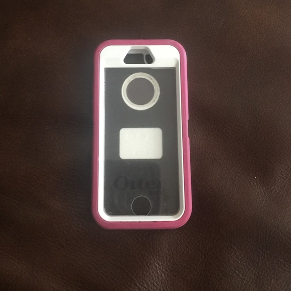 iPhone 5 otter box case - Picture 1 of 4