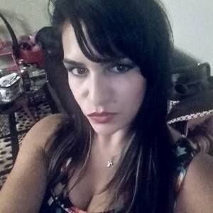 Meet your Posher, Alma