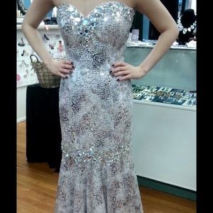 Prom dress