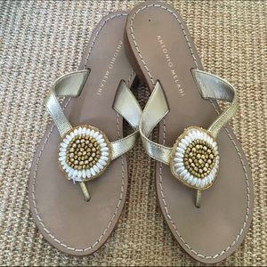 Antonio Melani Flip flops