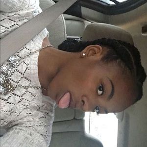 Meet your Posher, Kaleigh