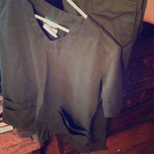 UA Buttersoft Scrub Set, Olive