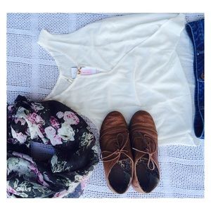 TARGET | FLORAL OVERSIZED SCARF