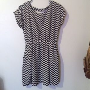 Cream/tan and black chevron dress
