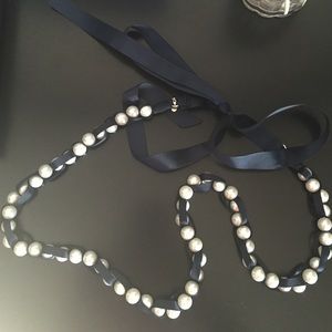Long pearl/ribbon statement necklace
