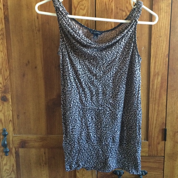 ⚡️FLASH SALE⚡️Banana Republic tank top