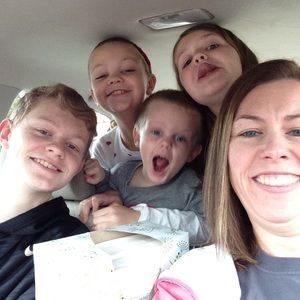 Meet your Posher, Alison