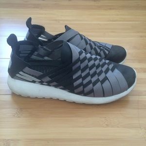 Woven Nike roshe run