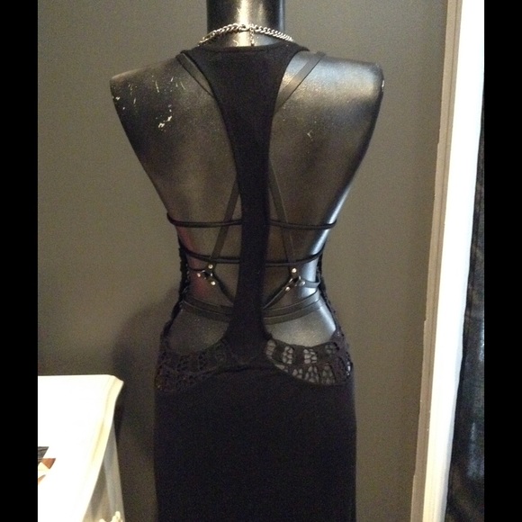 Dress crochet back