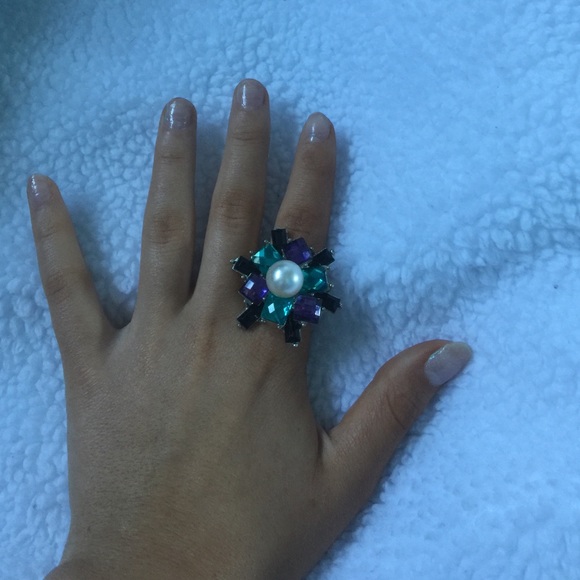 Pearl Ring - Picture 3 of 3