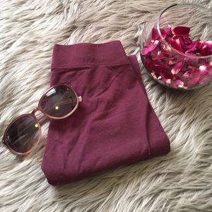 Burgundy leggings