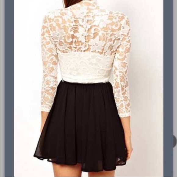 Xxl really pretty white black lace dress!